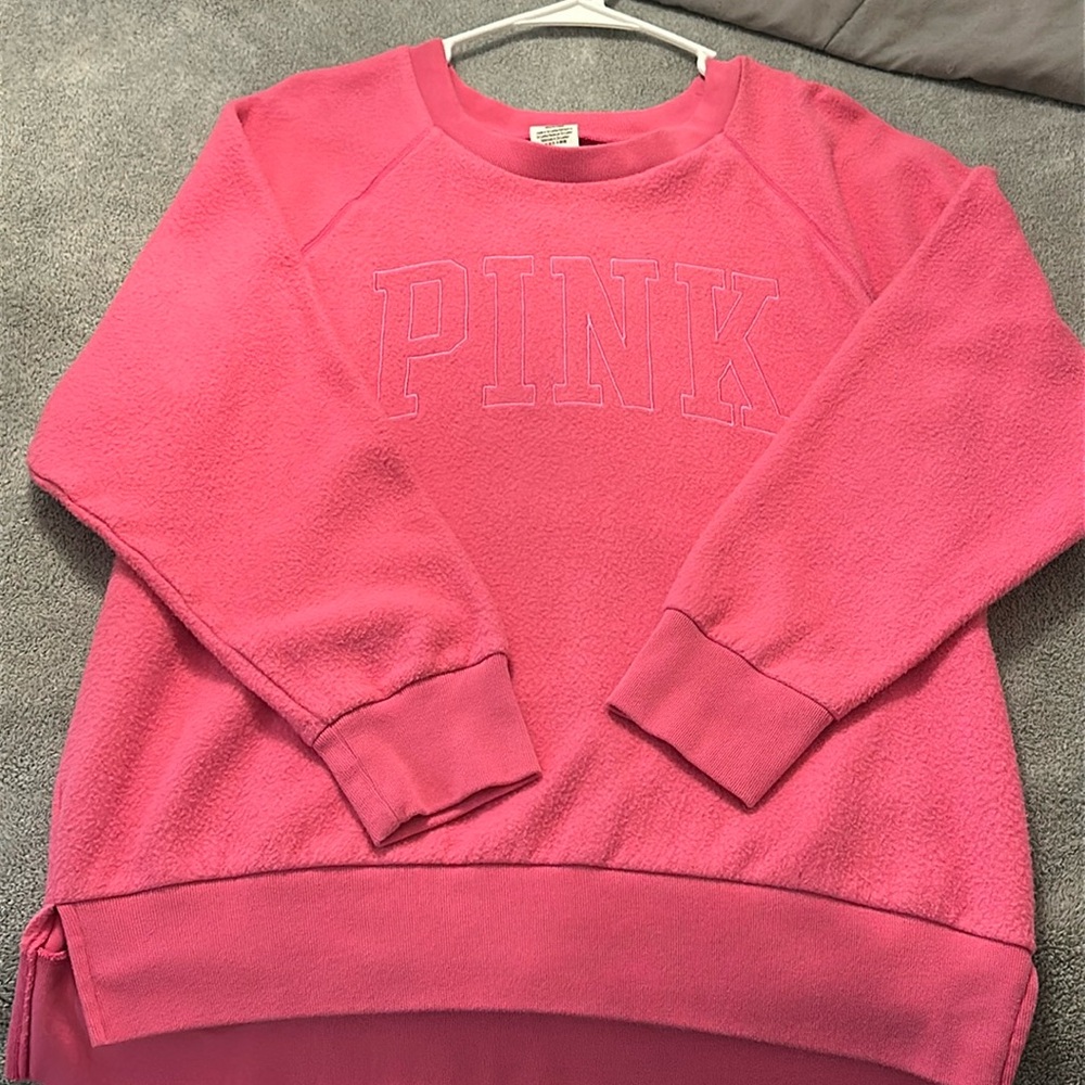 Pink VS crewneck